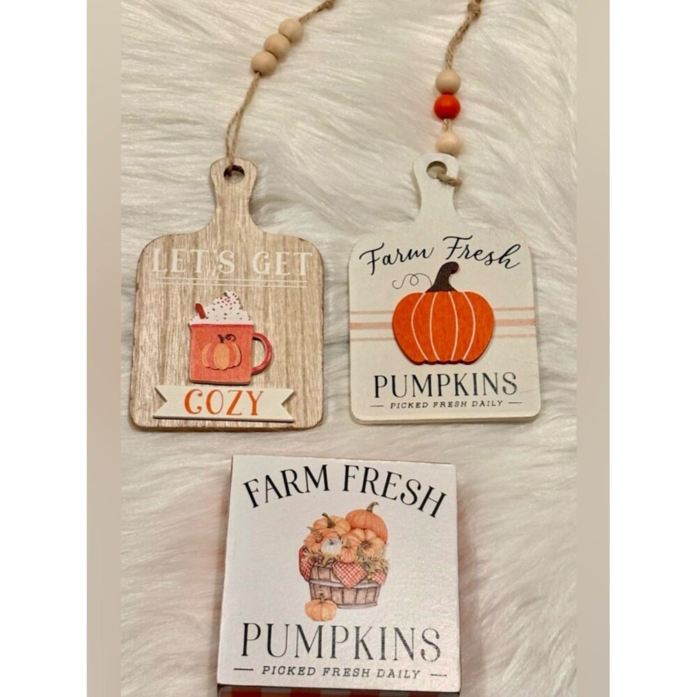 Fall Pumpkin Decor Set – Farmhouse Style Tiered Tray Signs